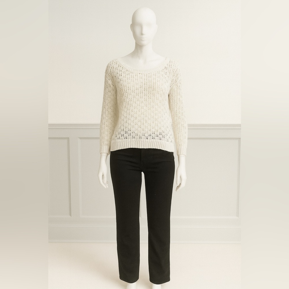 Women’s white knitted sweater